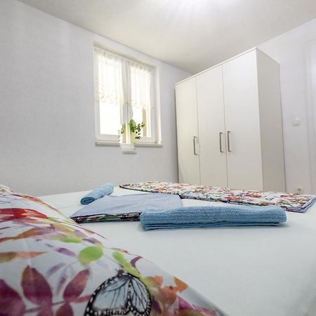 Apartmani Soldan Makarska Exteriör bild