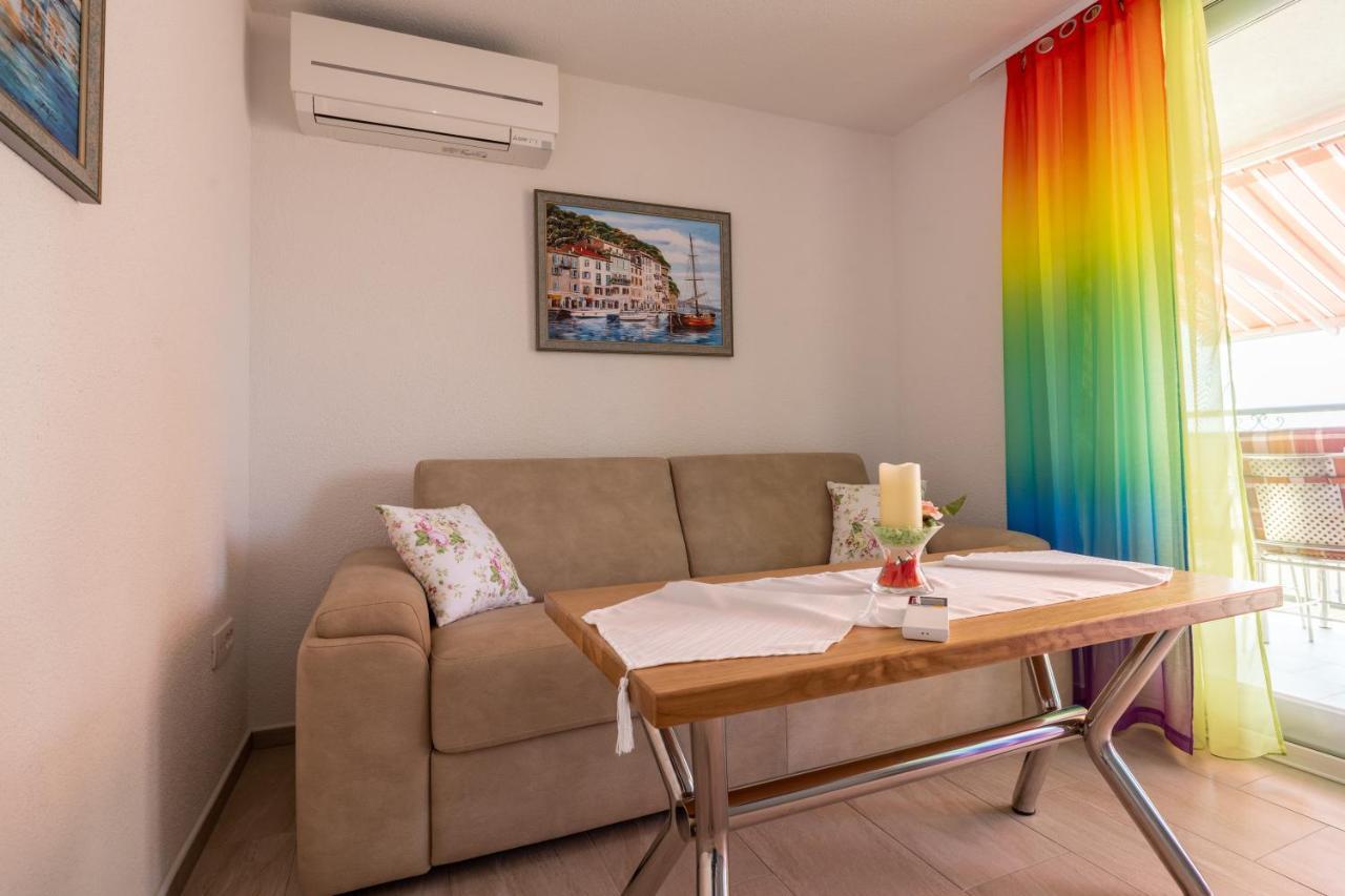 Apartmani Soldan Makarska Exteriör bild