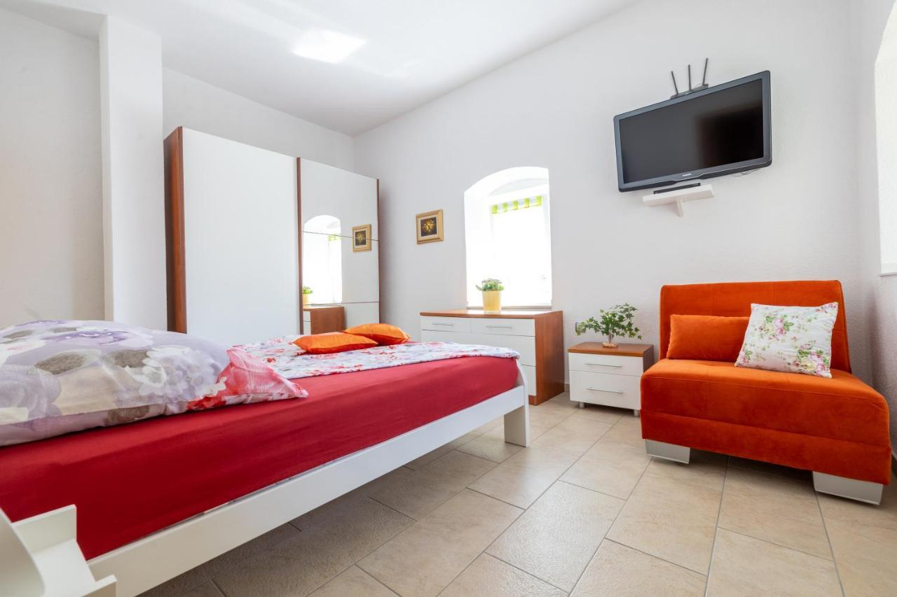 Apartmani Soldan Makarska Exteriör bild