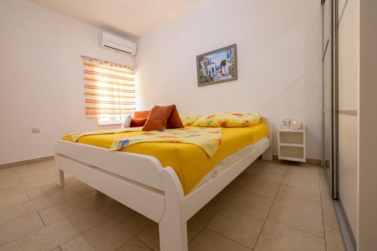 Apartmani Soldan Makarska Exteriör bild